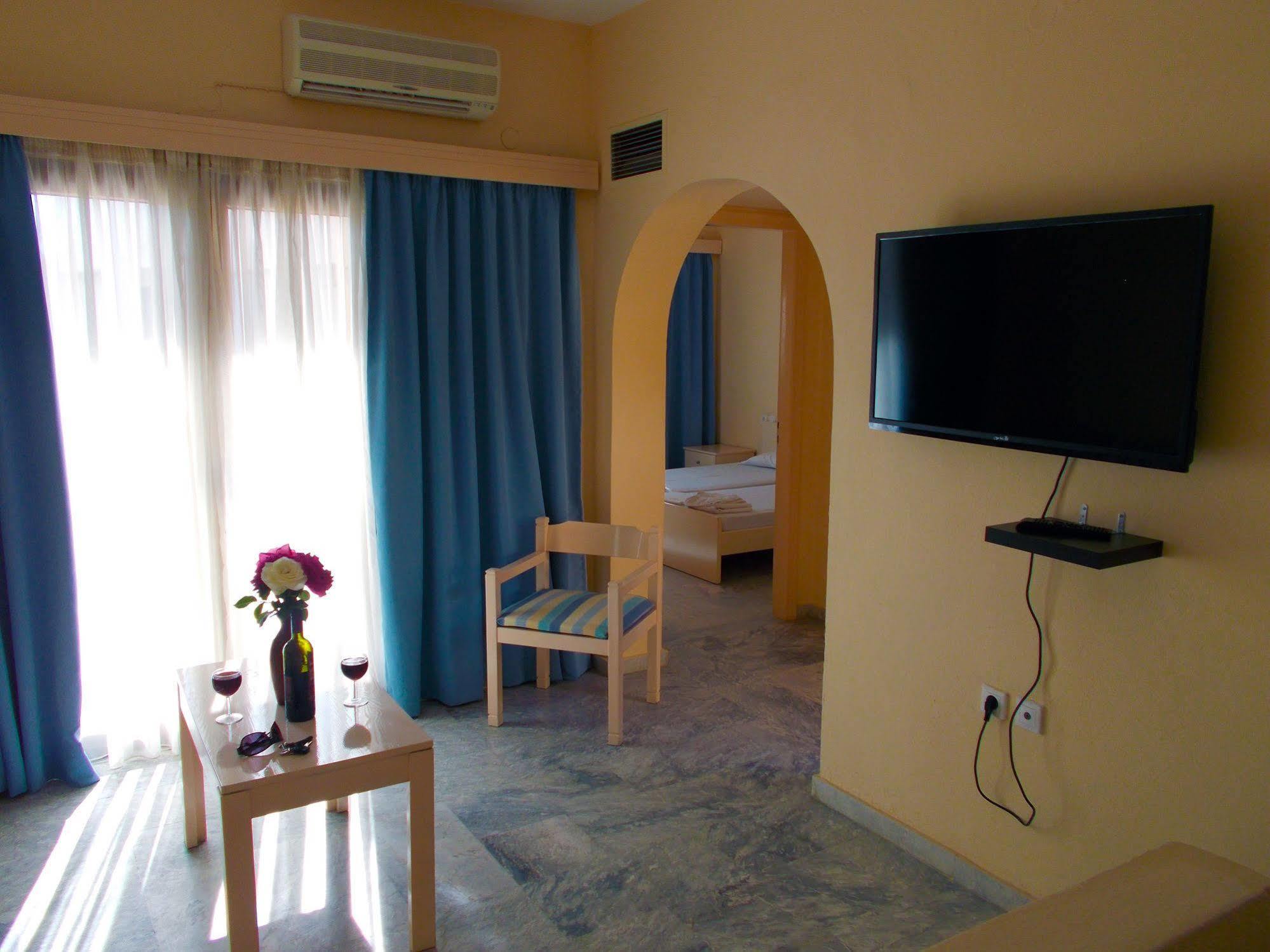 Katerini Apartments Hotel Platanes  Buitenkant foto