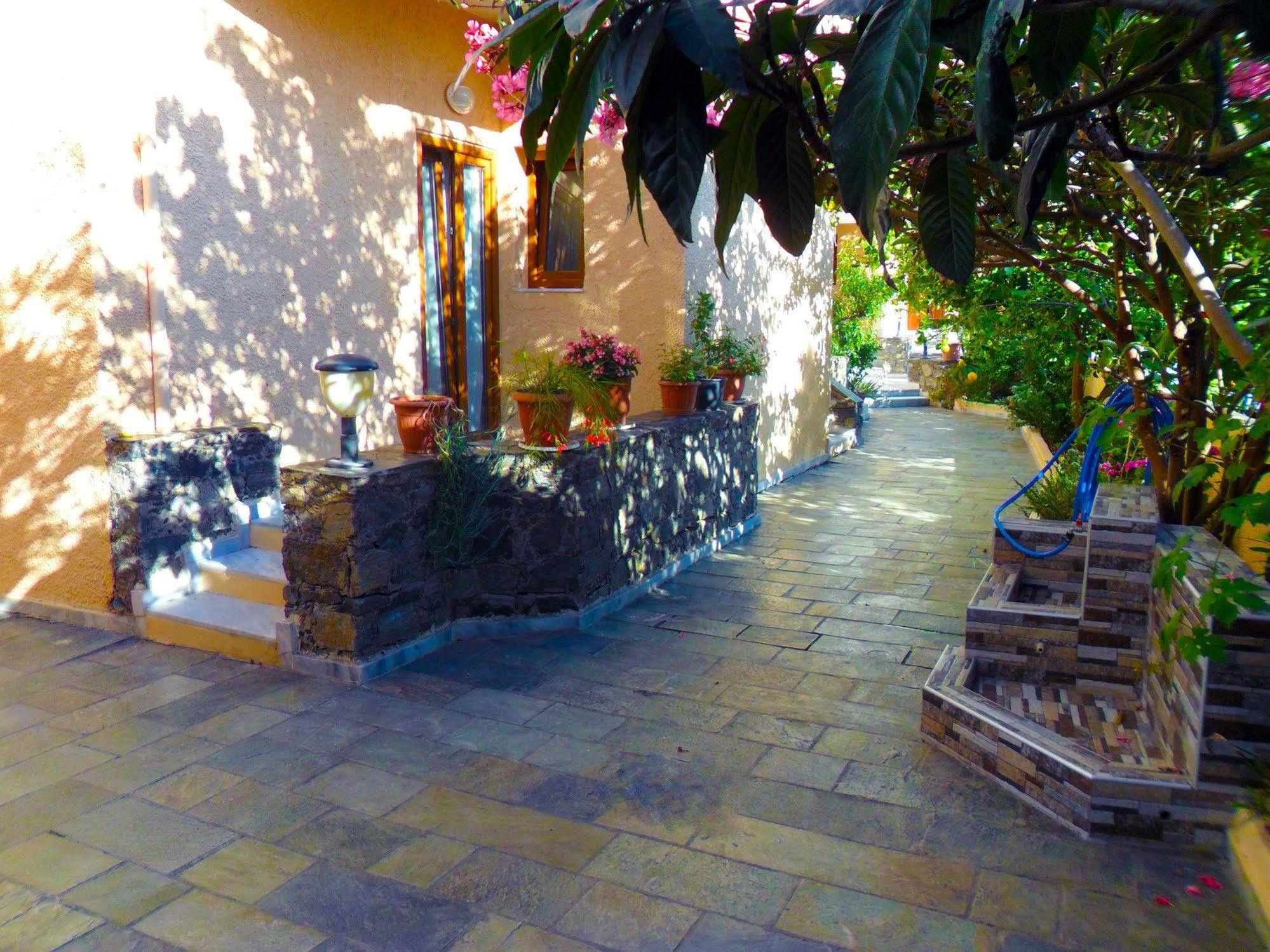 Katerini Apartments Hotel Platanes  Buitenkant foto