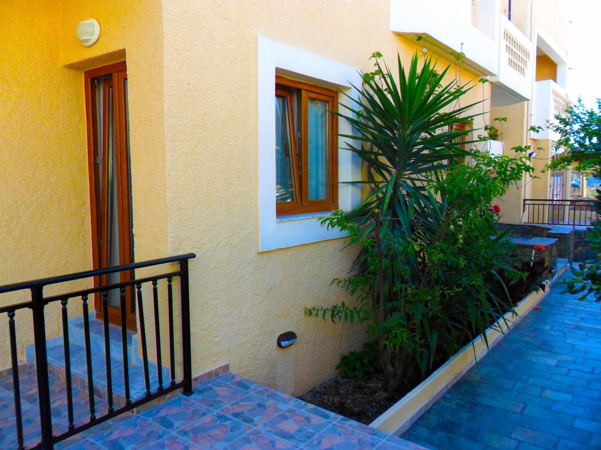 Katerini Apartments Hotel Platanes  Buitenkant foto